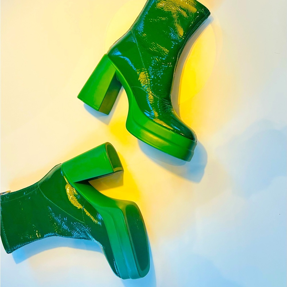 Free People Double Stack Emerald Green booties size 7.5.